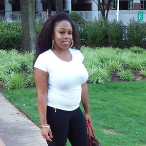 Meet your Posher, Alicia